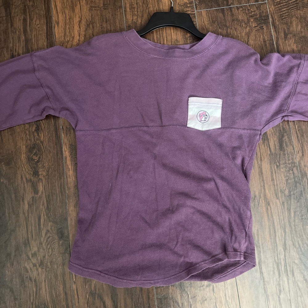 Bucees tee
